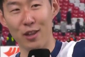 孙兴慜赛后采访对凯恩说：凯恩！我们也赢了！