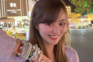 走不出去！美女主播小七逛景德镇：听说没有人能空手走出景德镇！