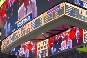 这就是雷吉米勒的地位，山呼海啸啊！