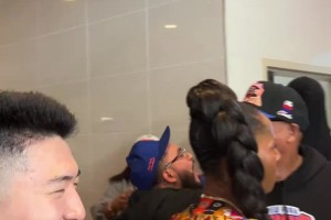 这就是口碑！尼克斯出局后球迷高喊“法克吹羊”泄愤🤣
