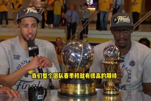 最好的回击！哈利伯顿赛后采访时，步行者球迷高喊“被低估！”