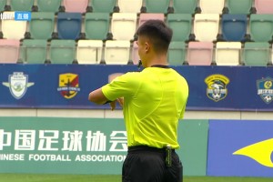 【集锦】中冠-青岛五月的风0-4大连可为 吴丁卯锁定胜局