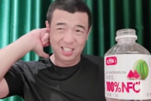 同意吗？徐亮评国足vs巴林半场：这俩队炒菜一个味——一坨💩！
