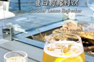 喝起来！美娜一身清凉穿搭教你如何实现夏日微醺自由~