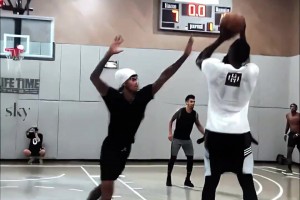 登哥的后撤步只要能学到一点皮毛，足以让人横着跑🏀