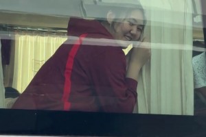 可爱捏！虽然身高达到2米26，但张子宇还是18岁的小女孩😋