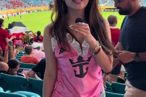 没人看？美女博主质疑世俱杯揭幕战上座率被打脸😅