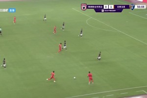 脚后跟妙传！恩里克在弧顶脚后跟传入禁区，奥斯卡一蹴而就😝
