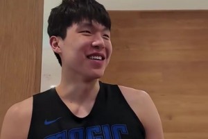 淄博口音🤣杨瀚森试训和队友英语交流：我昨天去密尔沃气（基）