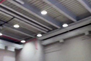 近日加盟火箭的杜兰特苦练三分技能包！