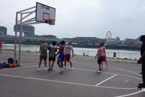 怎么成约老师了🤣《奥 尼 尔 野 球 场 精 彩 表 现》