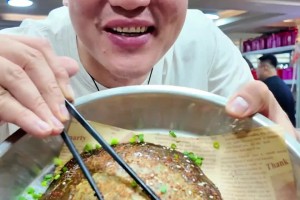 朱芳雨再度更新：下班夜宵吃烤甲鱼！说着说着聊起了杨瀚森~