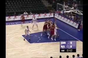 “小李飞刀”名场面！02年世锦赛，李楠vs新西兰砍下33分5板