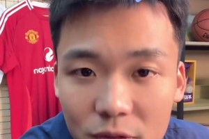 王楚淇怒喷英超：找点外籍裁判吧，马宁这球都不会这么吹😡