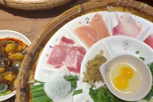 美娜晒自拍：看“53岁”女主持人下班后的快乐有多么简单