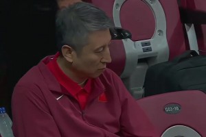 真的鞠躬尽瘁！再看郭士强疲惫的面容，真的心疼老叔啊😢😢