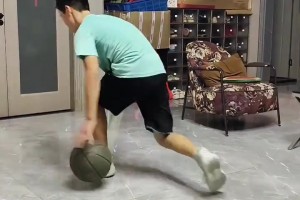 篮球职业运动员一顿火锅吃这样算多吗？