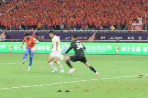 成都蓉城媒体开放日:球员分享在蓉训练生活归属感