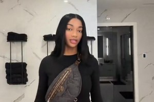 这腰臀比对吗🤨WNBA安吉尔·里斯大方展示自己的日常穿搭~