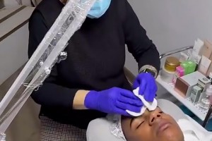 美容美发洗剪吹😂！亚马尔还是个精致男孩