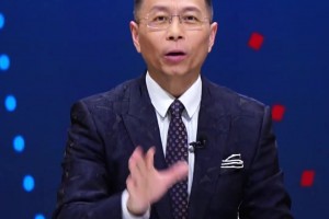 詹俊：恐怕英格兰的10号贝林厄姆要让给福登了，贝林得替补了
