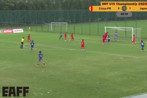 国足U15两球落后！饭田苍生转身抽射扩大比分，这下停球有灵性