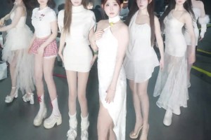 大长腿！😍浙江美女啦啦队晒视频：随时随地，咱就是说都能跳舞
