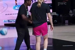 佩奇布克斯 每个动作都是用汗水换来的🏀