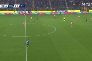 一箭穿心！泽林斯基左脚重炮世界波破门，国米2-0领先！