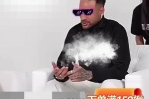 你竟然也开始带货了😂！内马尔中国开直播带货卖饮料